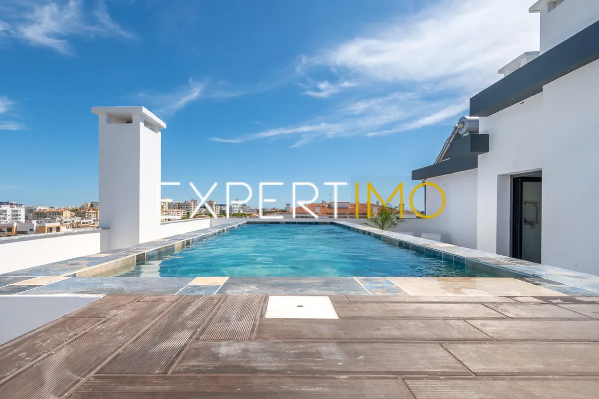 Piscina - Apartamento T3 NOVO com garagem, arrecadação e piscina (28)