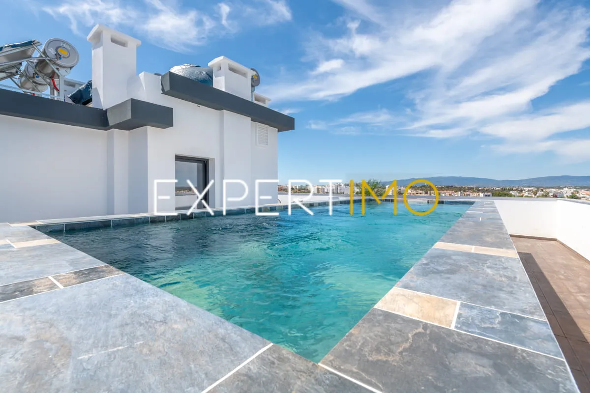 Piscina - Apartamento T3 NOVO com garagem, arrecadação e piscina (29)