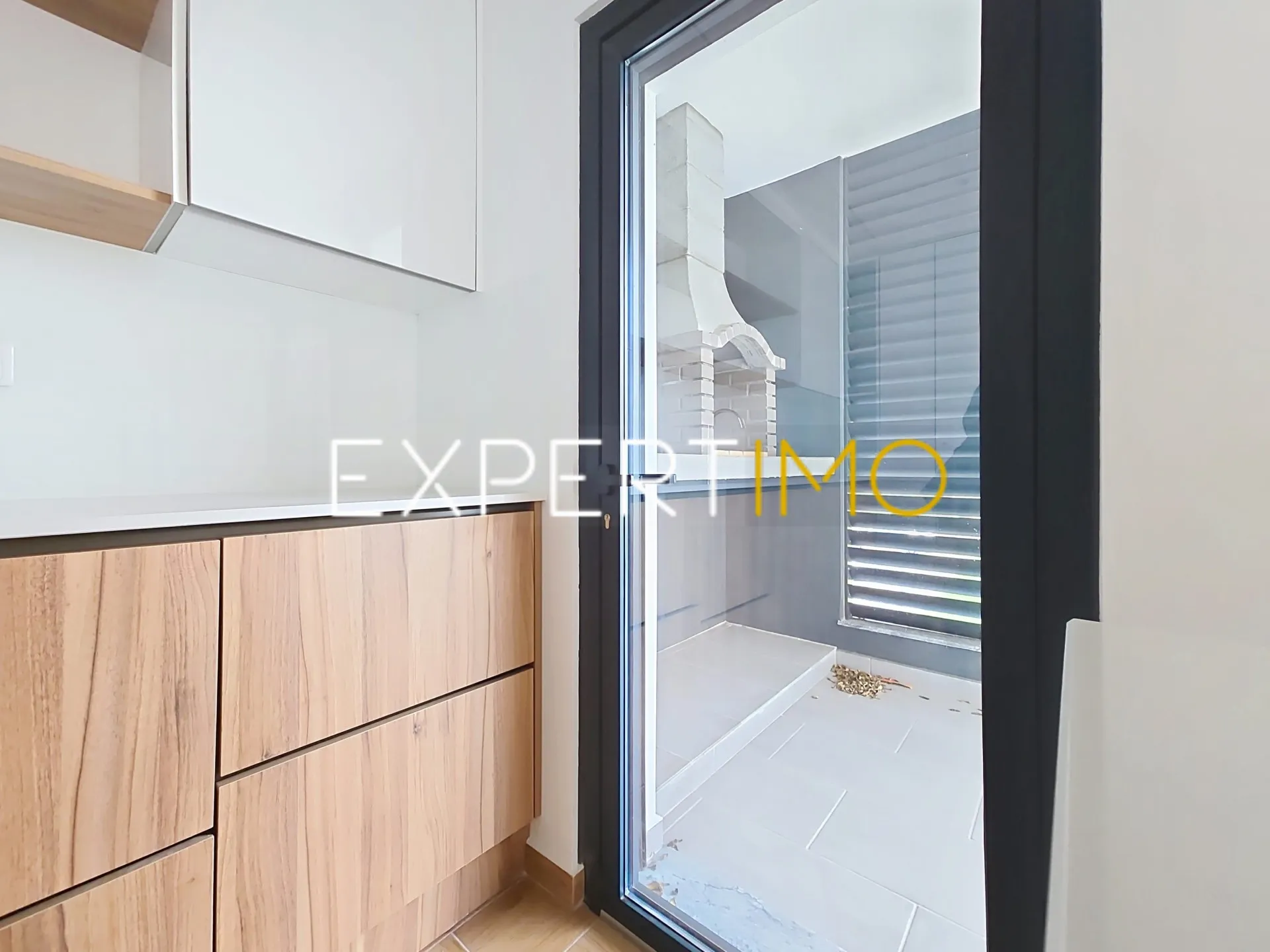 Cozinha - Apartamento T3 NOVO com garagem, arrecadação e piscina (3)