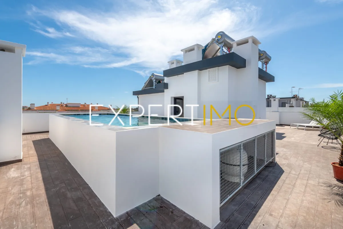Piscina - Apartamento T3 NOVO com garagem, arrecadação e piscina (31)