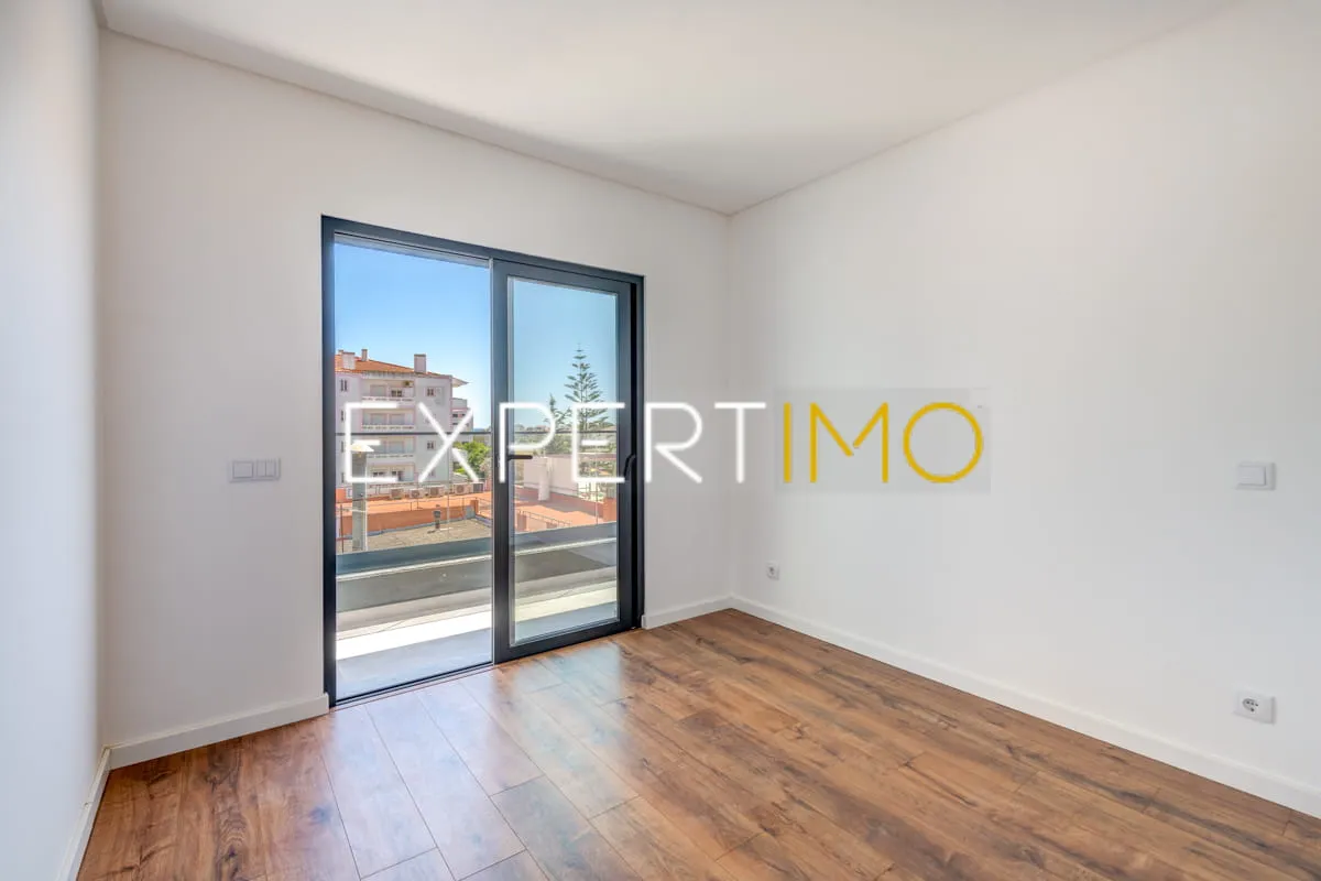 Quarto - Apartamento T3 NOVO com garagem, arrecadação e piscina (9)
