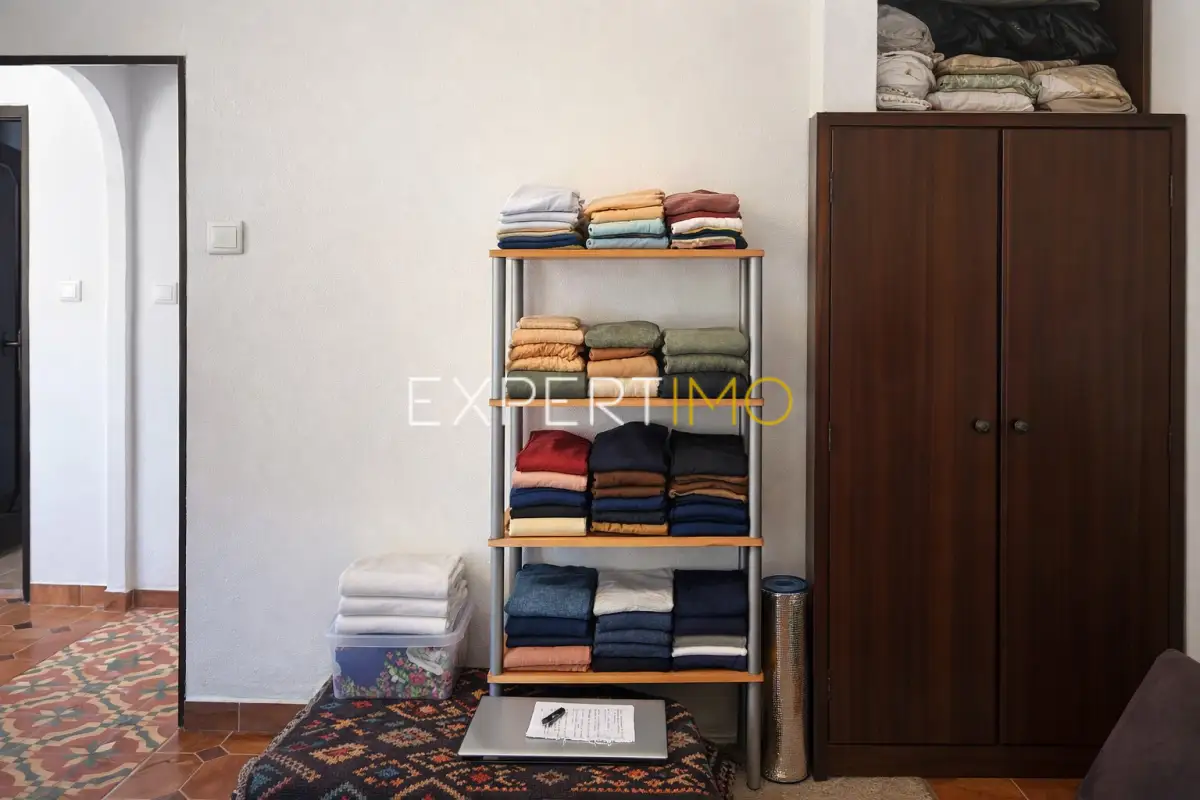 Quarto - Quinta com Casa Térrea T3, T1 e Terreno em Santa Catarina, Tavira (10)