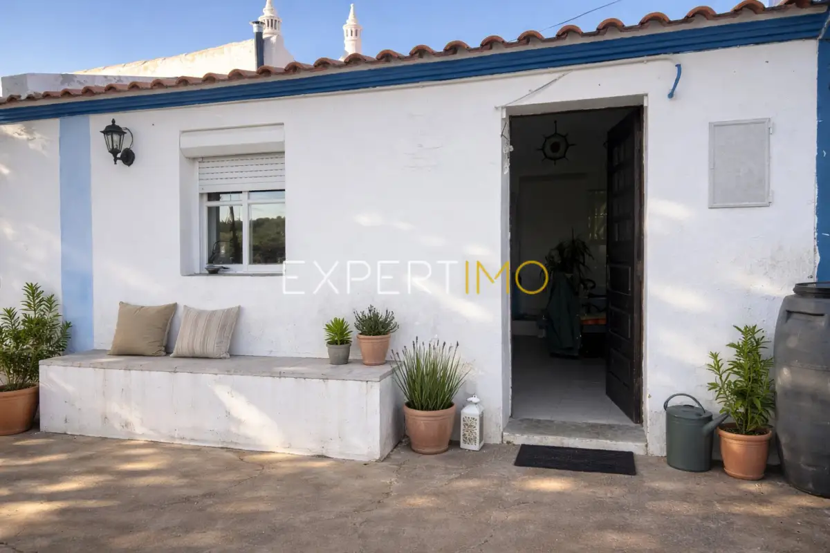 Fachada - Quinta com Casa Térrea T3, T1 e Terreno em Santa Catarina, Tavira (17)
