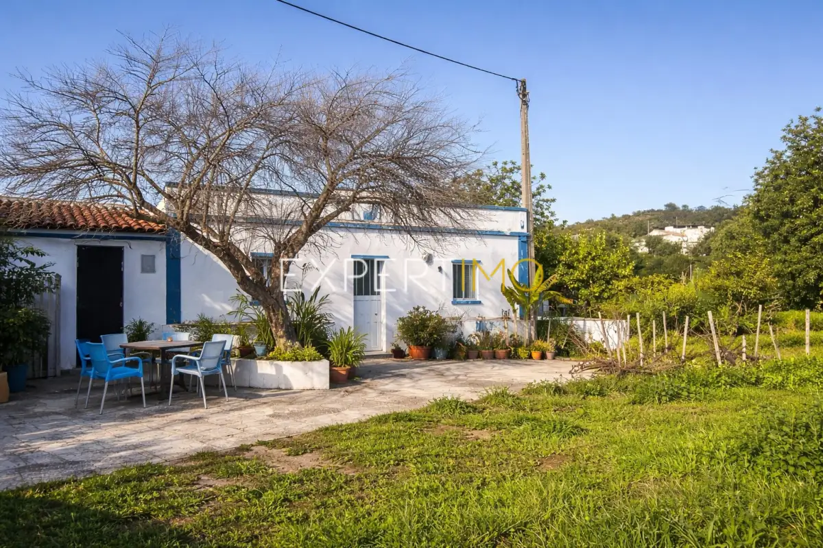 Fachada - Quinta com Casa Térrea T3, T1 e Terreno em Santa Catarina, Tavira (2)