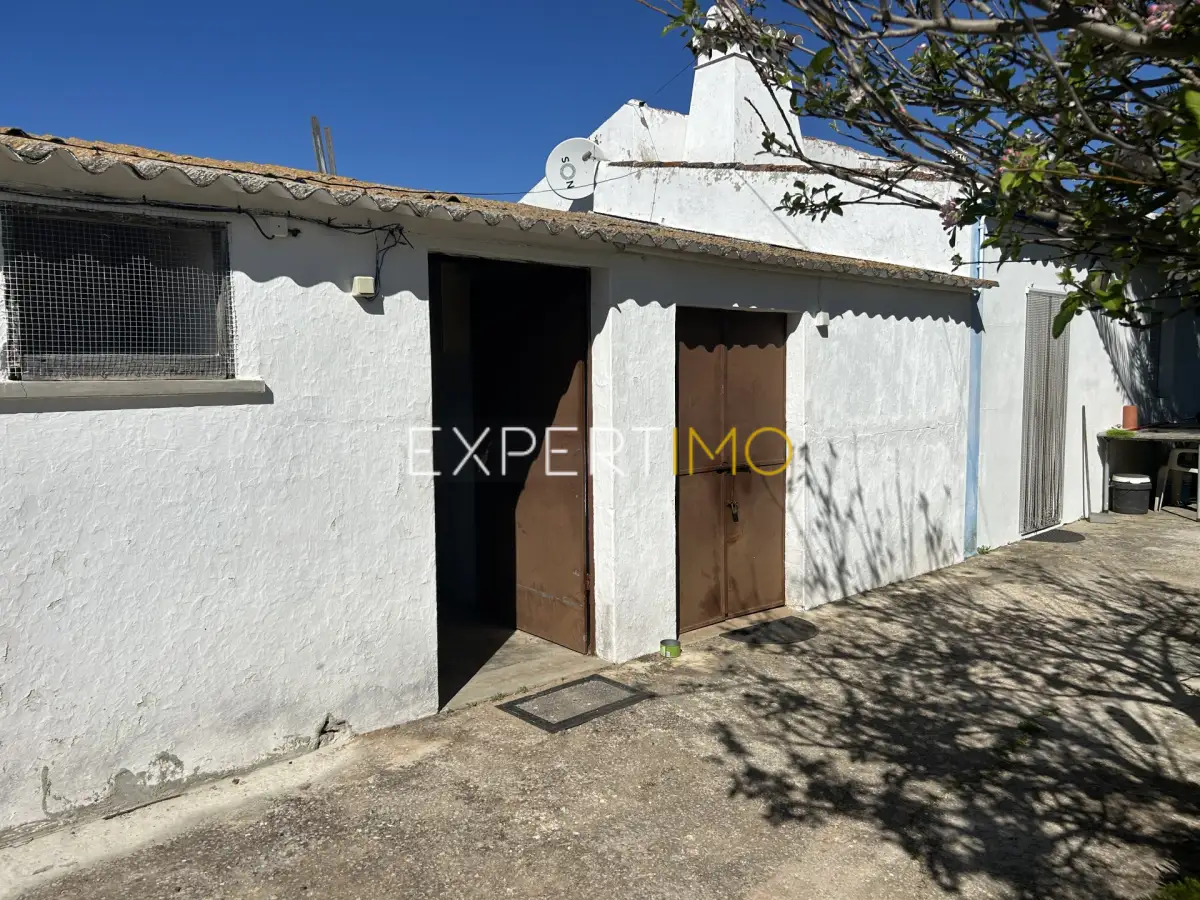 Fachada - Quinta com Casa Térrea T3, T1 e Terreno em Santa Catarina, Tavira (31)